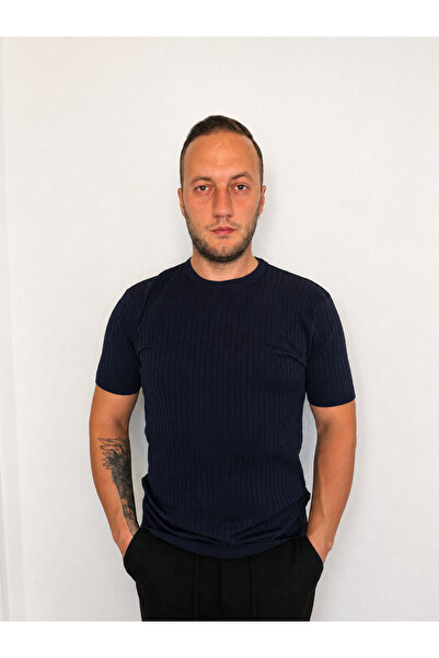 Erkek Yazlık İnce Triko Bisiklet Yaka Lacivert T-shirt