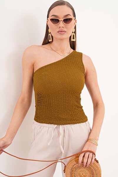 DazzUp Women's One-Shoulder Detailed Wrinkled Fabric Blouse