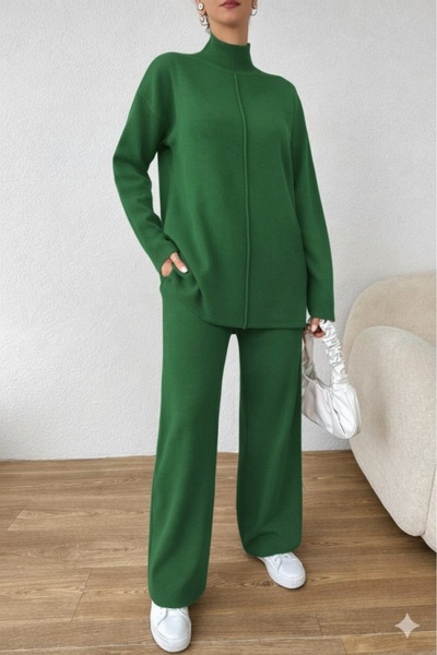 Wear Up   بدلة تريكو نسائية بأكمام طويلة