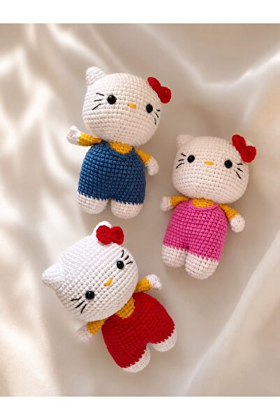 Amigurumi örgü hello kity oyuncak