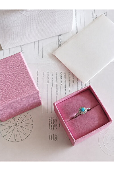 Glamour Galore Luxury Ring with Accessories