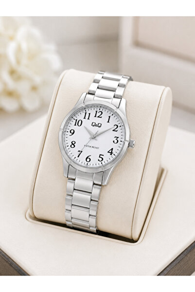 Q&Q Women's Wristwatch Silver Color Casual and Stylish Combination Gift Boxed