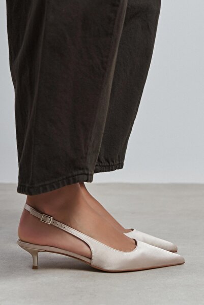 NİŞANTAŞI SHOES Rovia Sand Beige Satin Pointed Toe Thin Heeled Women's Shoes