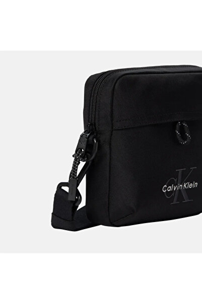 Calvin Klein BOLD SQUARE CROSSBOD, UB1 Erkek Siyah Çanta