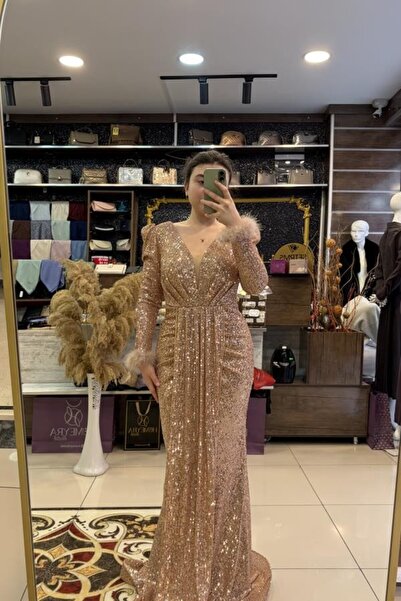 HÜMEYRA BUTİK Feather Sleeves Evening Dress
