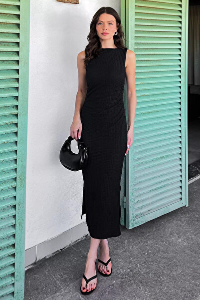 Aryena Black Women's Side Gathered Detailed Slit Wrap Dress