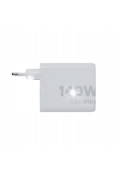 Xtorm Încărcător universal de rețea GaN2 Ultra 140W USB / 3x USB-C Alb
