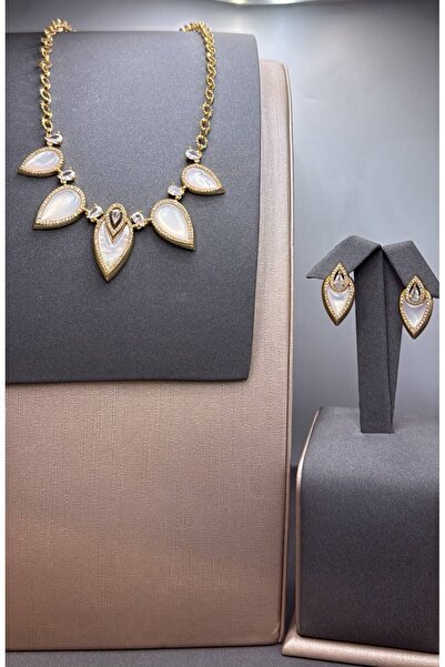 Generic Fashion Design Jewelry Set - Gold - Model 057