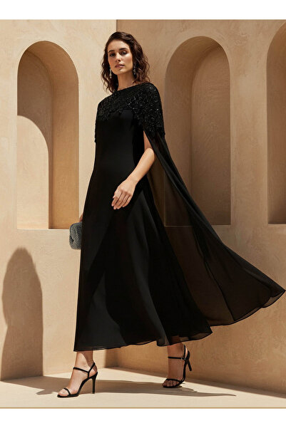 FAV NOIR GRID AND FLORAL EMBROIDERED CAPE GOWN
