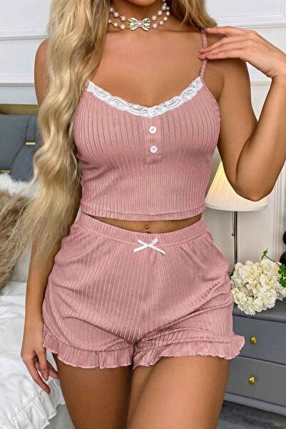 Merry See Dantelli Askılı Crop Üst ve Fırfır Paça Mini Şortlu Pijama Takım