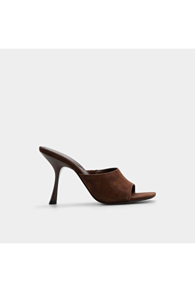 Aldo كوماكان / صنادل بكعب