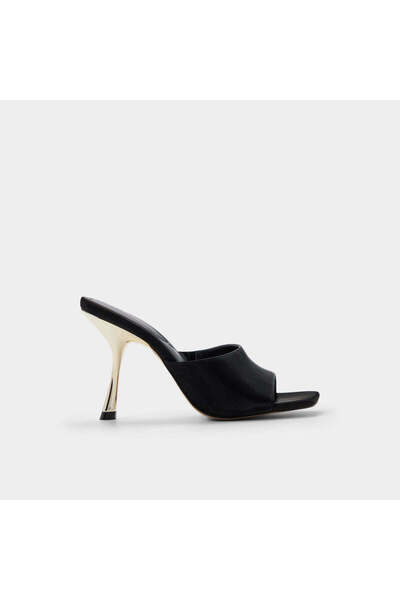Aldo كوماكان / صنادل بكعب