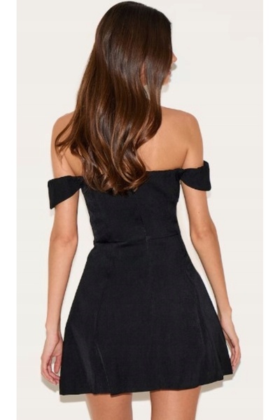 NO BRAND Prettylittlething rochie mini neagră evazată cu umerii goi 36