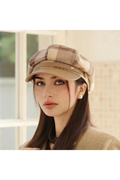 YYB قبعة فاخرة مزينة بتفاصيل منقوشة مع حزام من الجلد الصناعي وإكسسوارات ذهبية...