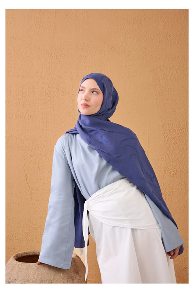 Silk Home شال نايا من القطن والحرير باللون الأزرق