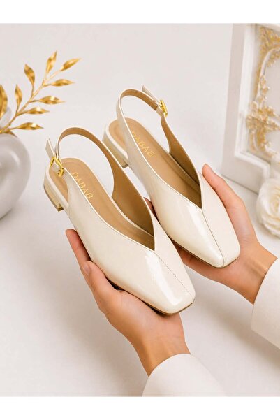 dabab shoes LIVORA Γυναικεία Κρεμ Παπούτσια Μπαλαρίνας με τετράγωνη αγκράφα κ...