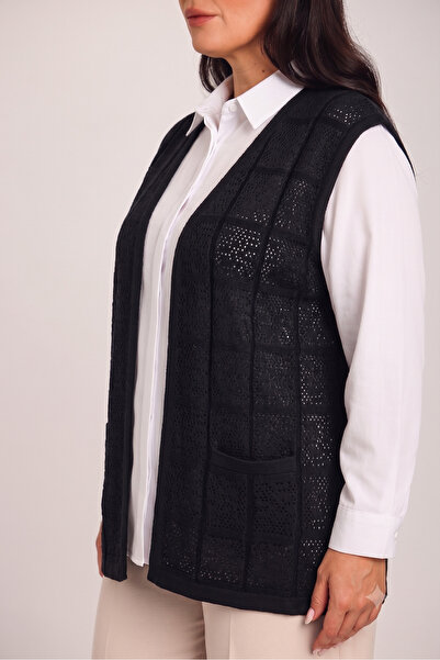 Uludağ Triko Women's Black Checkered Knitwear Openwork Woven Seasonal Vest with Pockets