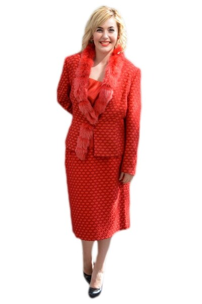 OEM Costum elegant bej, gri, negru,rosu cu insertii de blanita