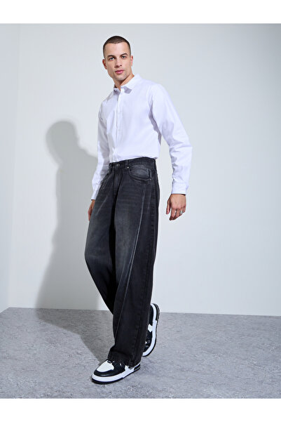 Styli Men Black Panelled Baggy Fit Jeans
