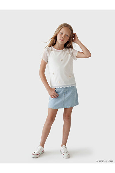 LC Waikiki Vizyon New Season Crew Neck Embroidered Girls' T-Shirt