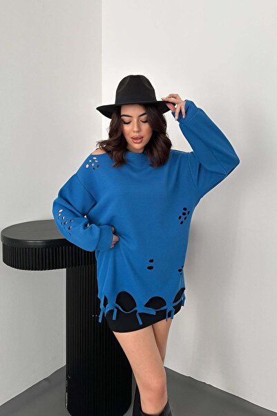 Moda Days Women's Blue Laser Cut Detailed Crew Neck Oversize Long Sleeve Blouse
