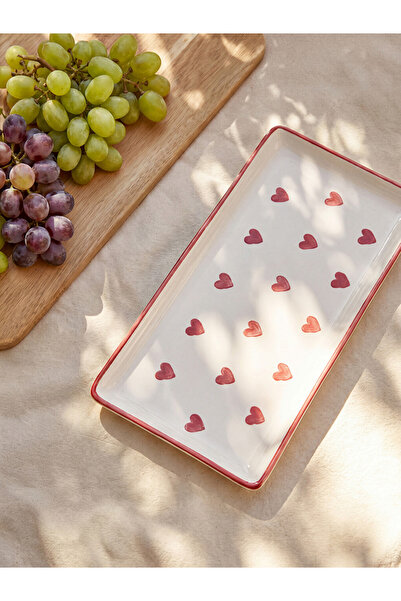 LC Waikiki Rmz Gi̇yi̇m Farki̇yla Heart Embroidered Ceramic Rectangular Presen...