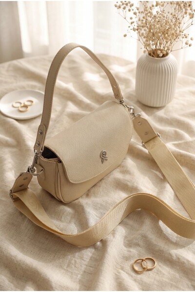 Modamorfo Covered Woven Strap Box Bag - Cream