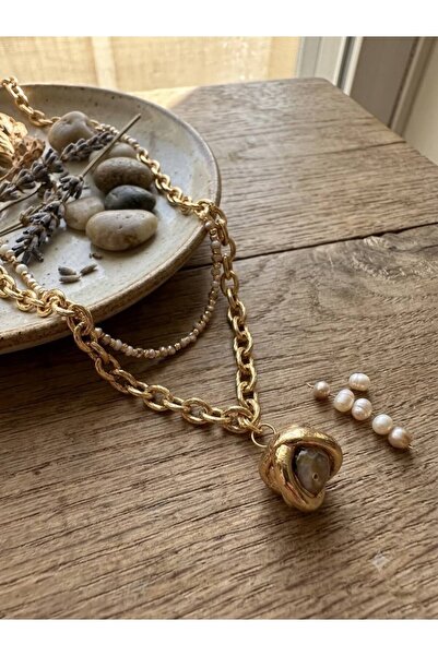 KARE ACCESORIES قلادة أنيقة من اللؤلؤ والذهب