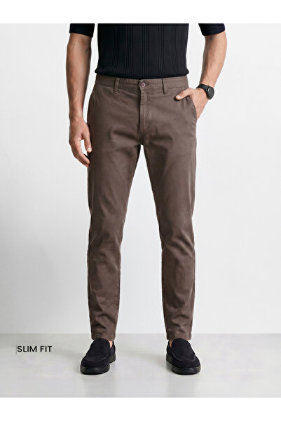 The Indian Garage Co By Styli Men Slim Fit Mid Rise Chinos