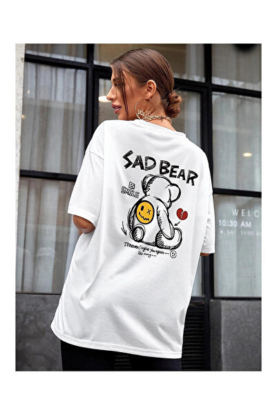 Flubutik Women's White Oversize Bear Back Print T-Shirt