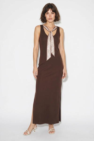 Efnaz style Women's Scarf Detailed Backless Slit Maxi Bitter Brown Dress