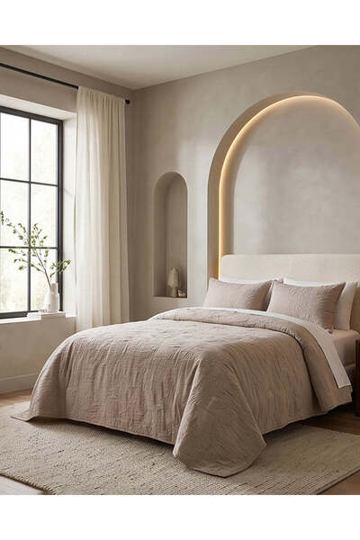 REDTAG Ivory 2 Piece Palm Bedspread (220 x 160 cm)