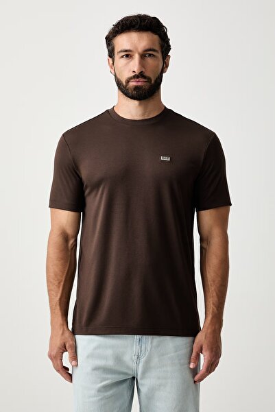 EA7 Men's Regular Fit Soft Woven Fabric Plate Logo Short Sleeve Brown T-Shirt