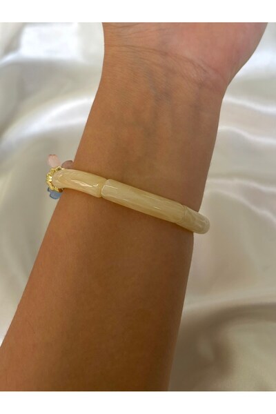 Eylülün Takısı Women's Gold Detailed Cream Color Floral Bracelet