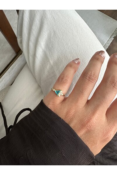 ringbox Gold Triangle Blue Stone Pinky Ring