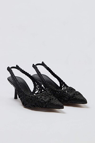 TRENDYOL SHOES Μαύρα ψάθινα γυναικεία κλασικά παπούτσια με τακούνι