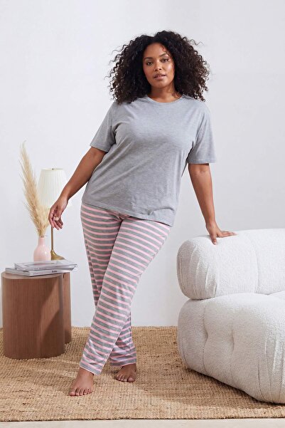 Trendyol Curve Gray-Pink Striped Knitted Capri Length Large Size Pajama Set T...