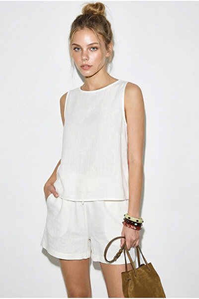 Bianco Lucci Γυναικεία μπλούζα με χοντρό λουράκι με ελαστική μέση και σορτς μ...