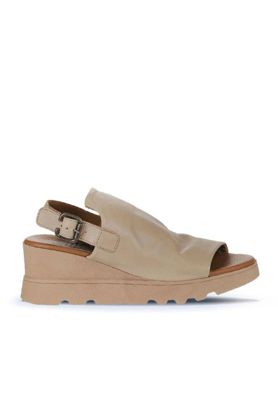 Bueno Shoes صندل نسائي بكعب عريض من جلد المنك 01wy8603