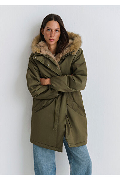 Mavi Parka verde cu detaliu din blană artificială Loose Fit / Lejer Confortab...