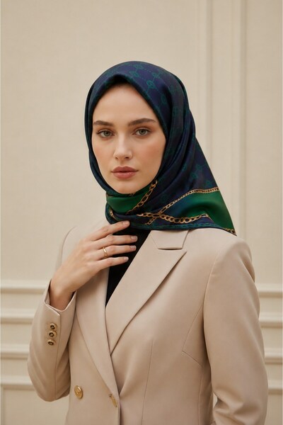 Vissona % 57 İPEK % 43 VİSKON Twill İpek Zincirli Ve Monogram Desenli Laciver...