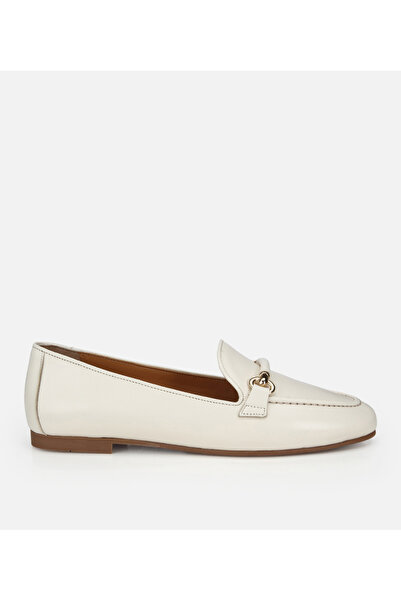 Hotiç Kadın Deri Ekru Toka Detaylı Klasik Loafer