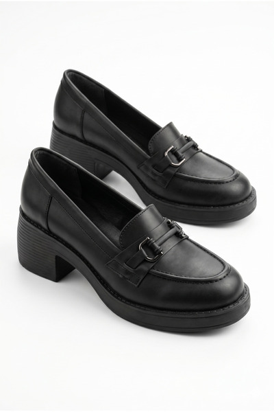 GİAMGİA STORE Kadın Siyah Kalın Tabanlı Tokalı Platform Topuklu Günlük Loafer...