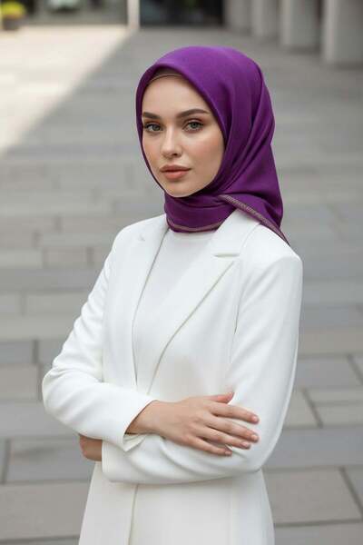 Vissona Eșarfă 90x90, 100% mătase twill, cu model monogramă, culoare prună. F...
