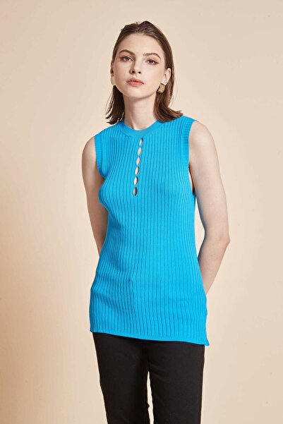 Yola Solid Ribbed Sleeveless Top