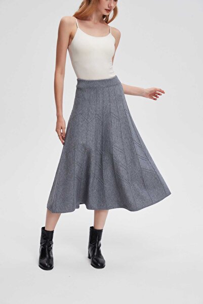 menta Solid Ribbed Midi Skirt