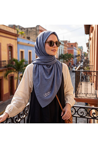 LA BOUTIQUE كن سعيدا وشاح النيلي