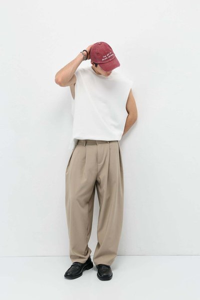 VAMOSCLO Barrel Fit Tailored Trousers Beige