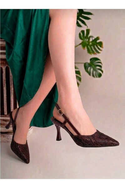 UBEYD AYAKKABI Women's Brown Detailed Heeled Shoes