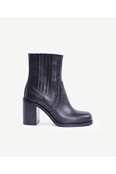 Yargıcı Knitted Saddle Detailed Elastic Leather Heeled Boots
